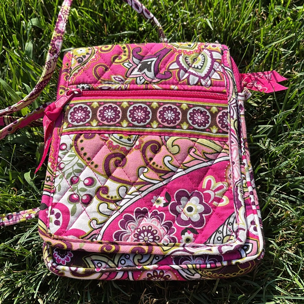 Vera Bradley - Very Berry Paisley Mini Hipster - Picture 2 of 8